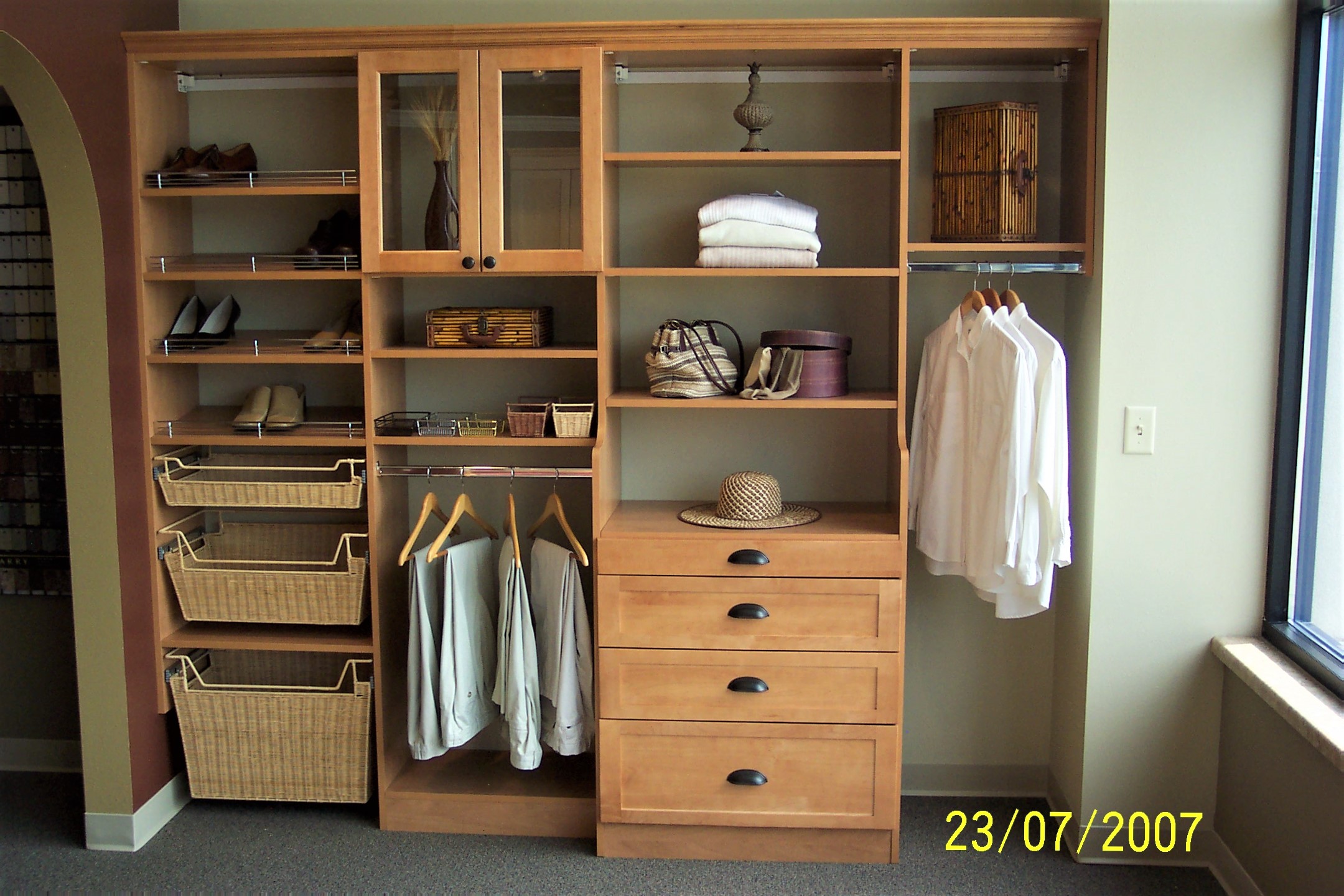 Closet Style Solutions